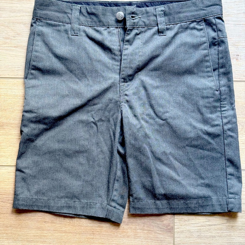 Volcom Men's Gray Flat Front Shorts